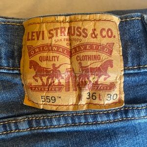Levi 559 jeans